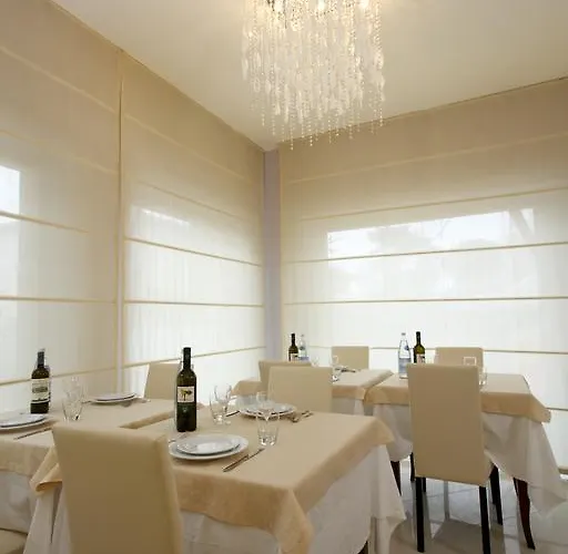 Airone - E 3* チェルヴィア