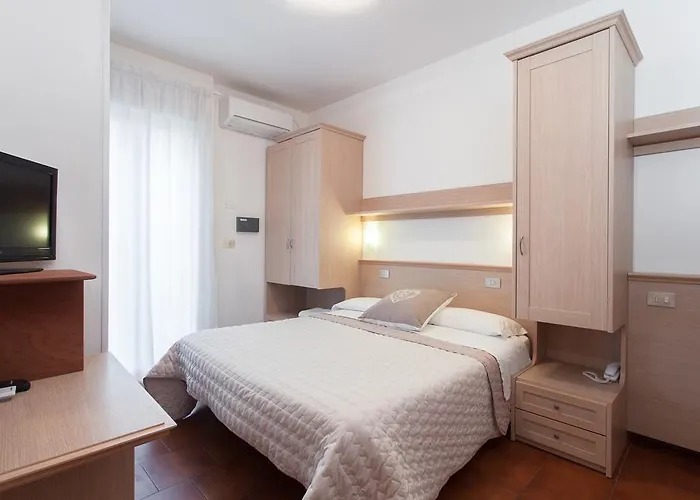 Hotel Airone - E Cervia